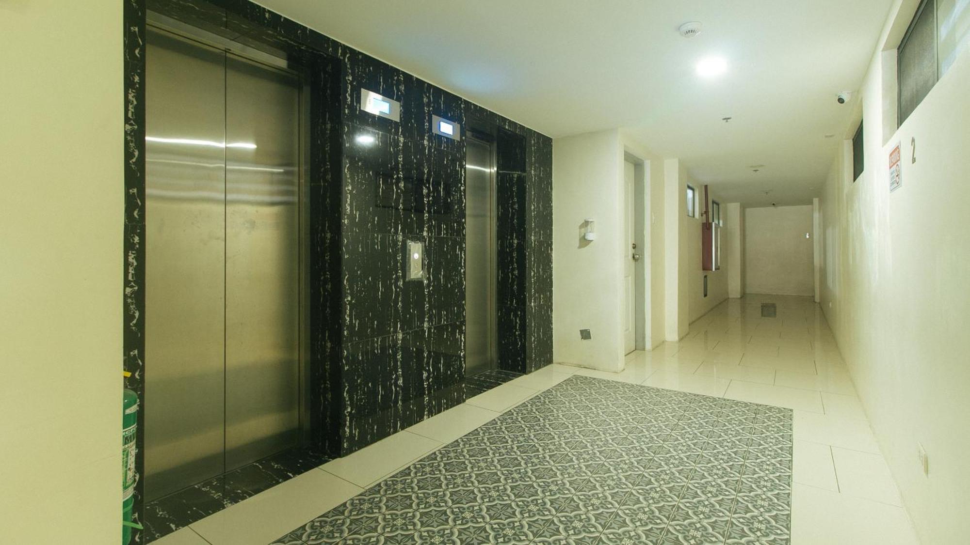 59 Xavierville By Reddoorz Cubao Exterior photo
